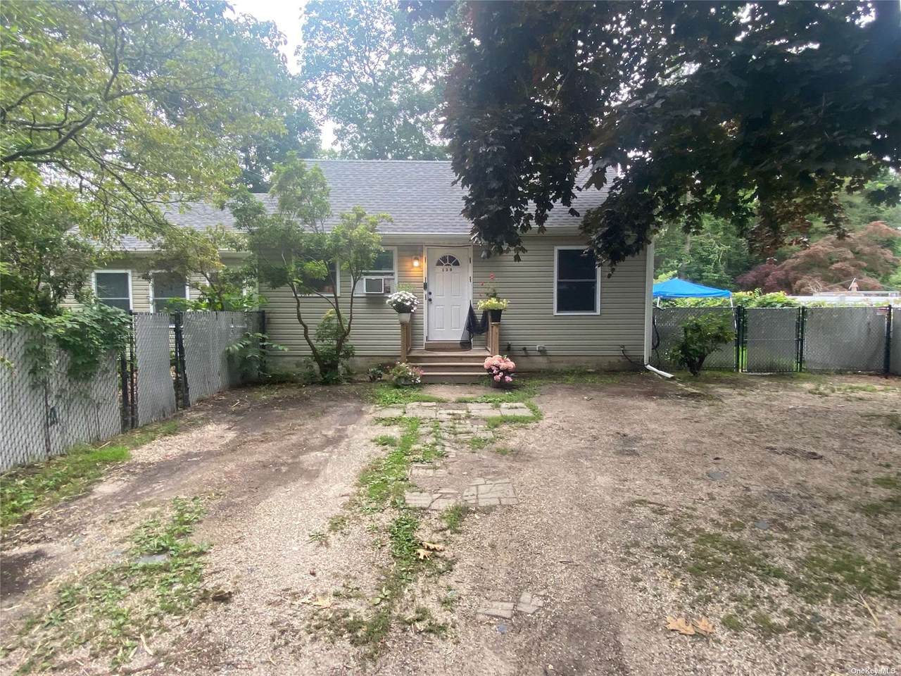 130 Washington Drive - Photo 1
