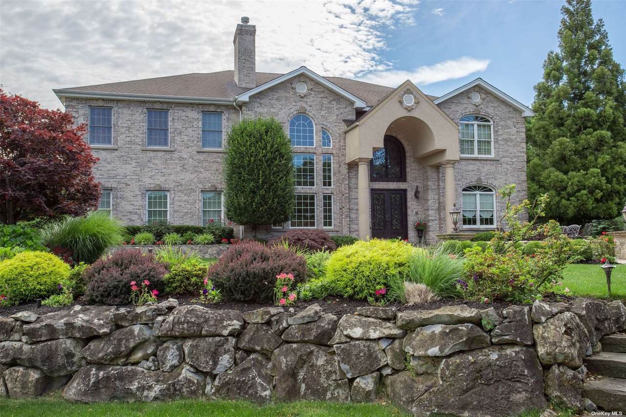 28 Meadow Glen Road - Photo 1