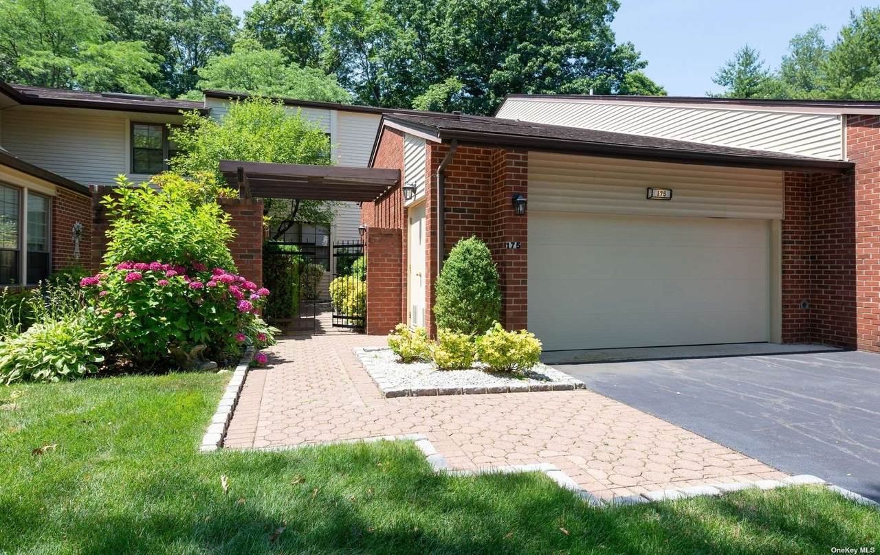 175 Estates Terrace - Photo 1