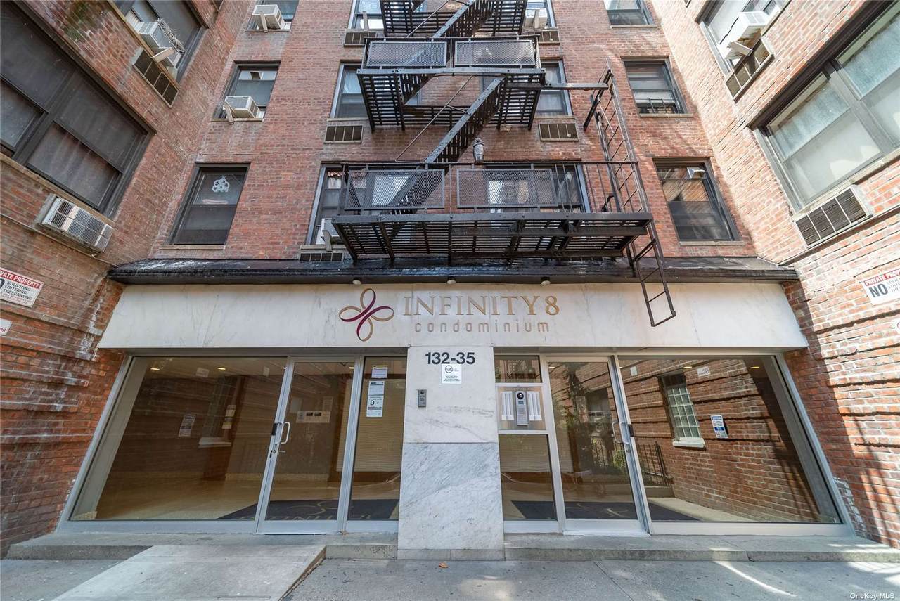 132-35 Sanford Avenue - Photo 1