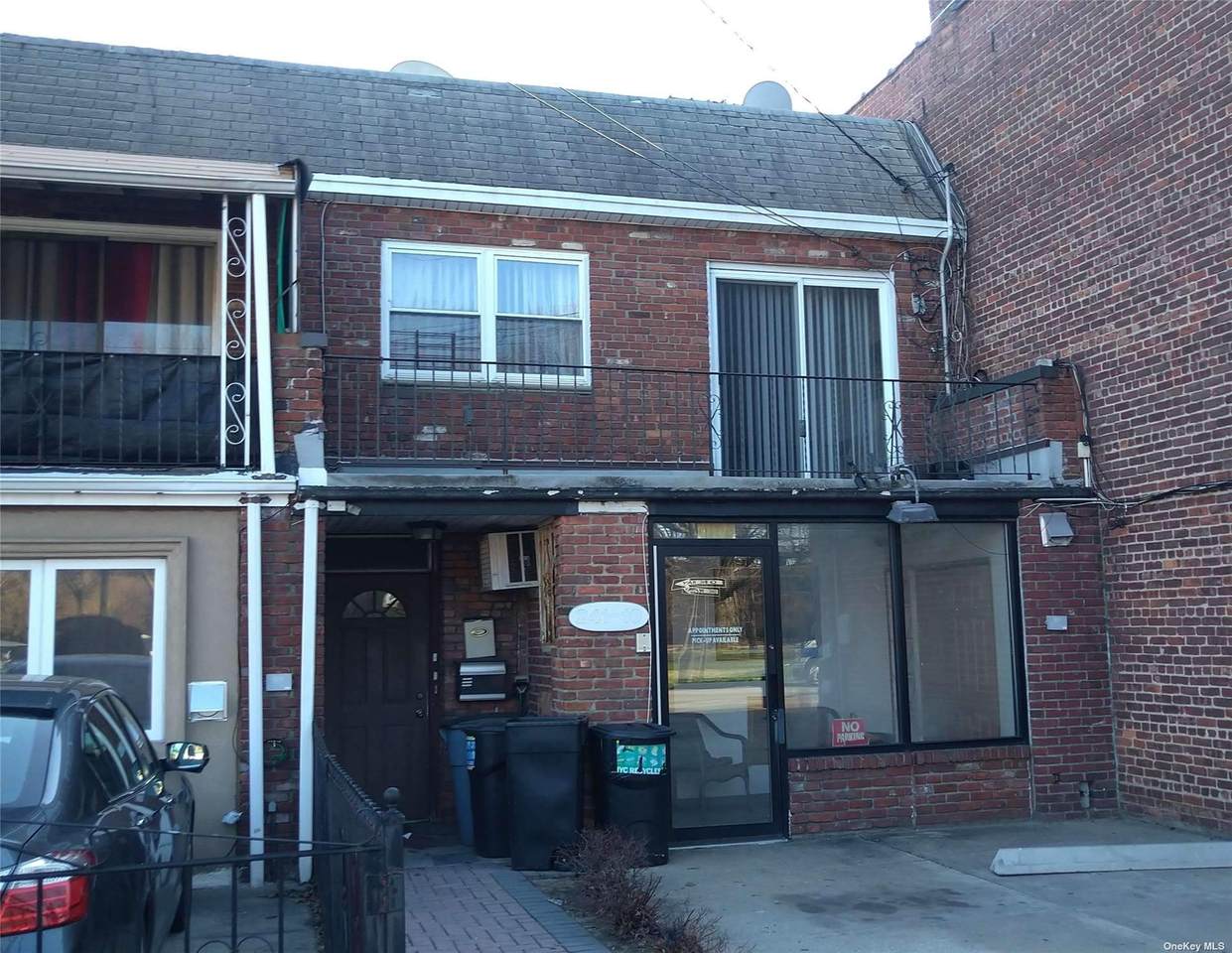 241-10 140th Avenue - Photo 1