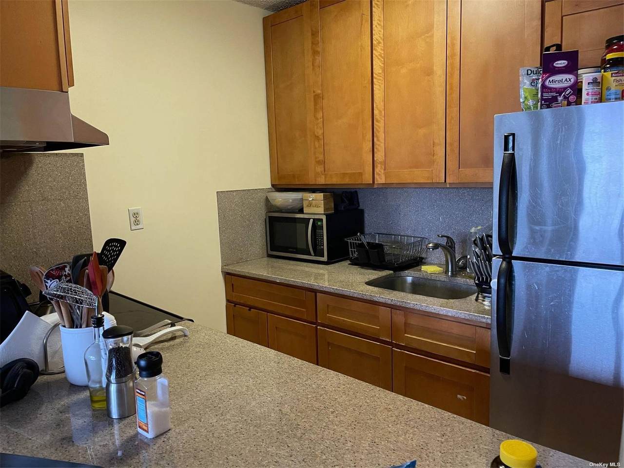 25-40 Shore Boulevard - Photo 1