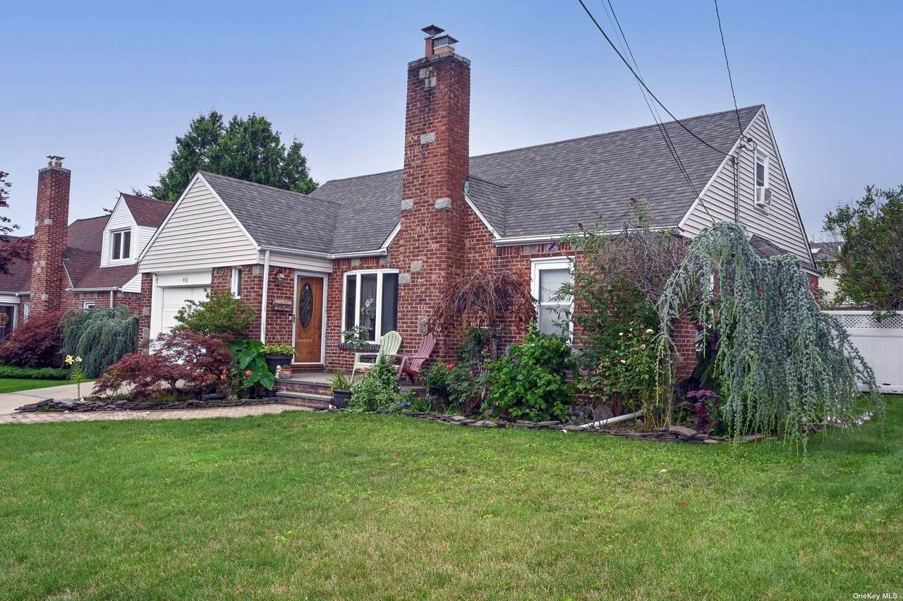 440 Wilson Street - Photo 1