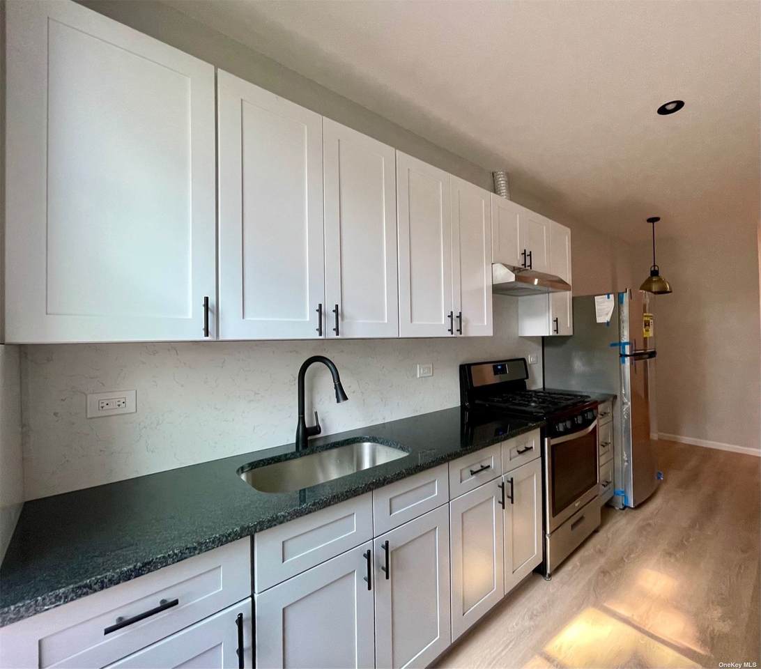 20 Hale Avenue - Photo 1