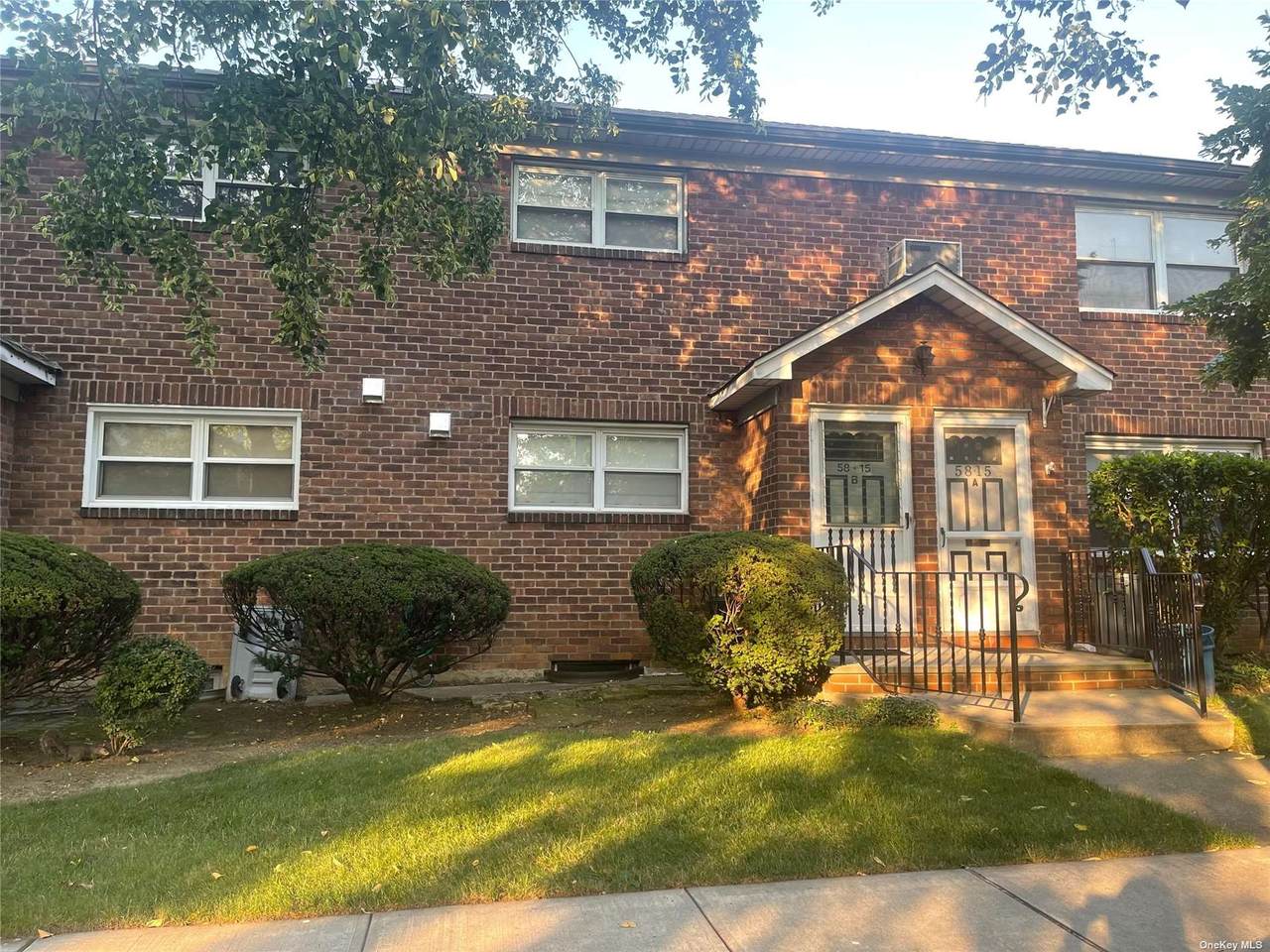 58-15B 184 St - Photo 1