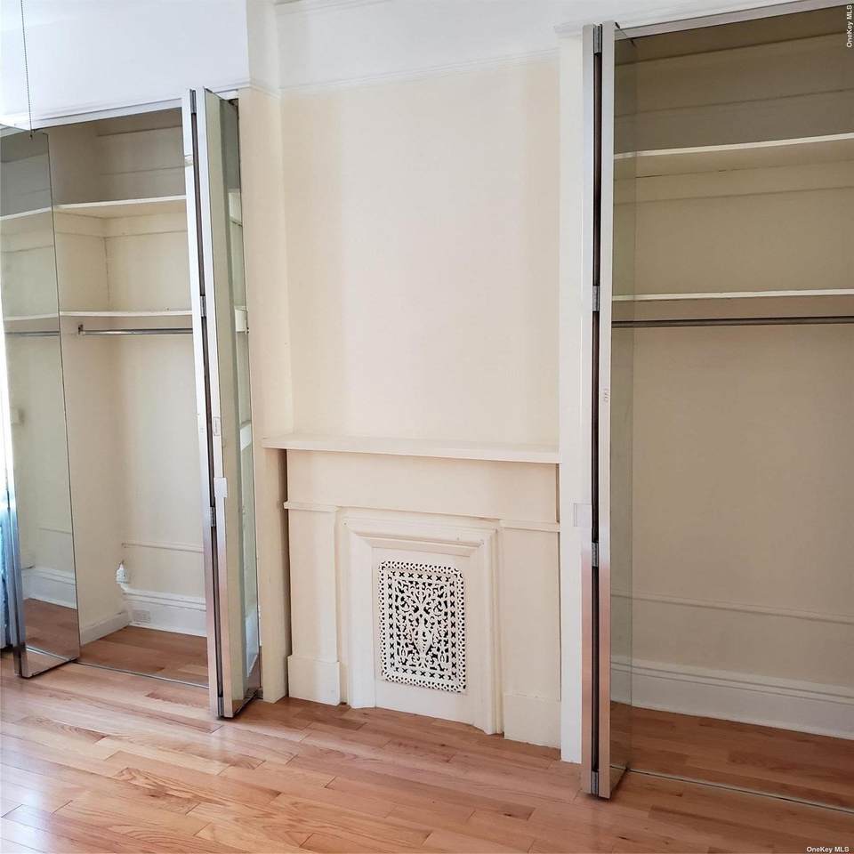 32-13 47th Street - Photo 1