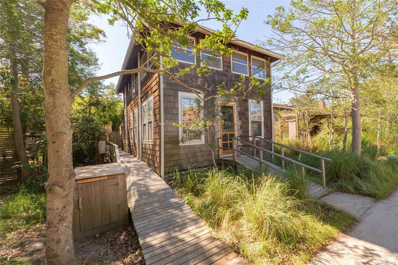 682 Ocean Breeze - Photo 1