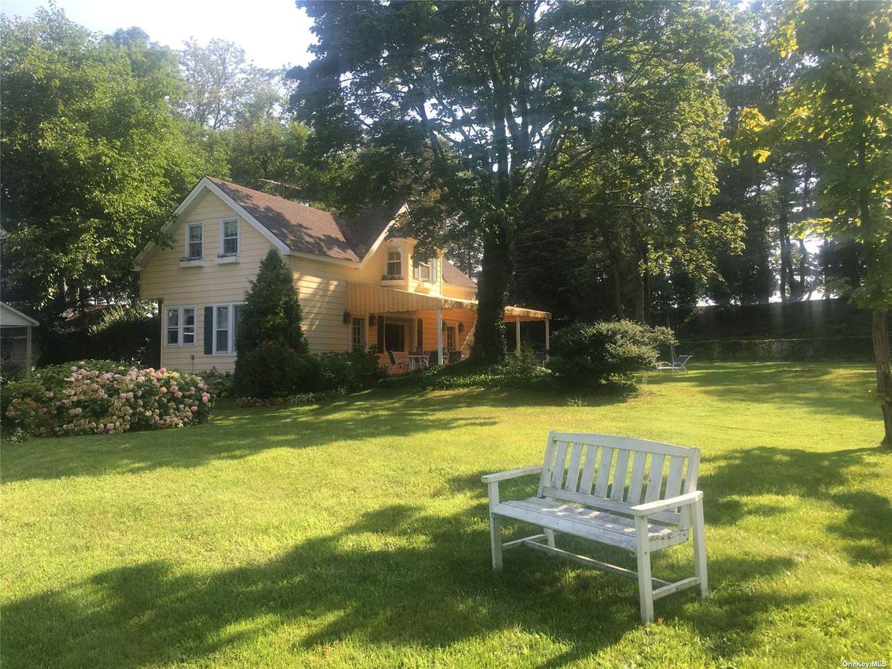 330 Centre Island Rd - Photo 1