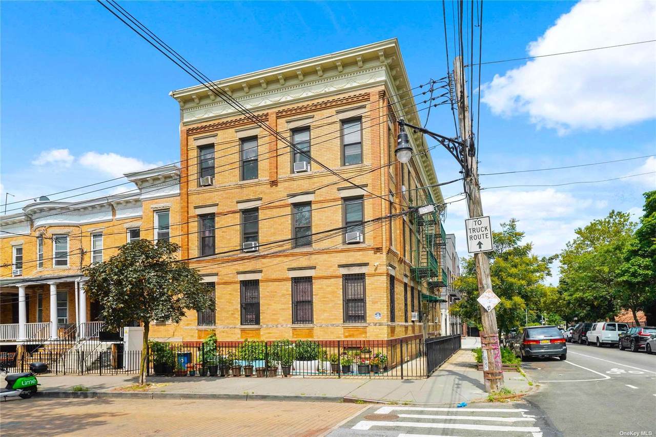 376 Woodward Avenue - Photo 1