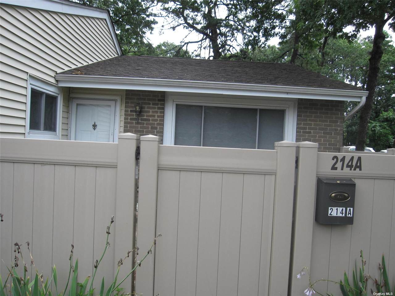 214A Springmeadow Drive - Photo 1