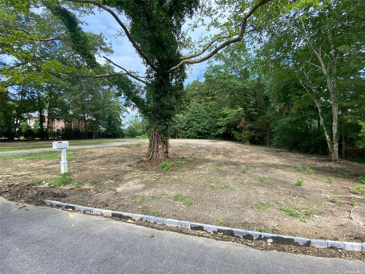 18 Pineridge Road - Photo 1