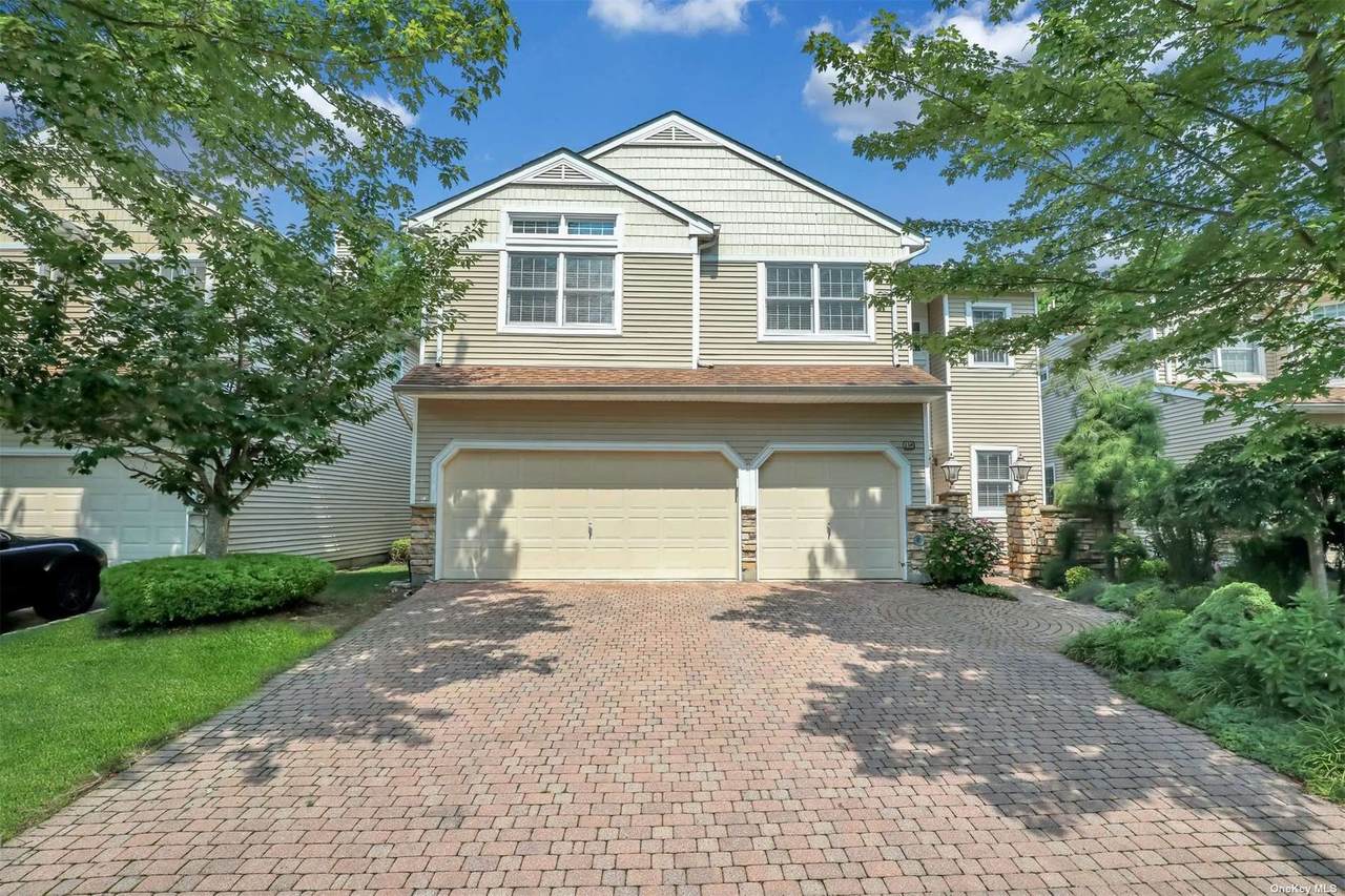 138 Sagamore - Photo 1
