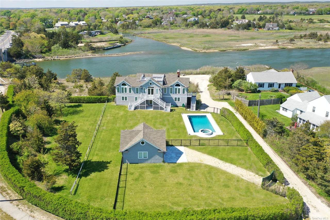 115 Dune Road - Photo 1