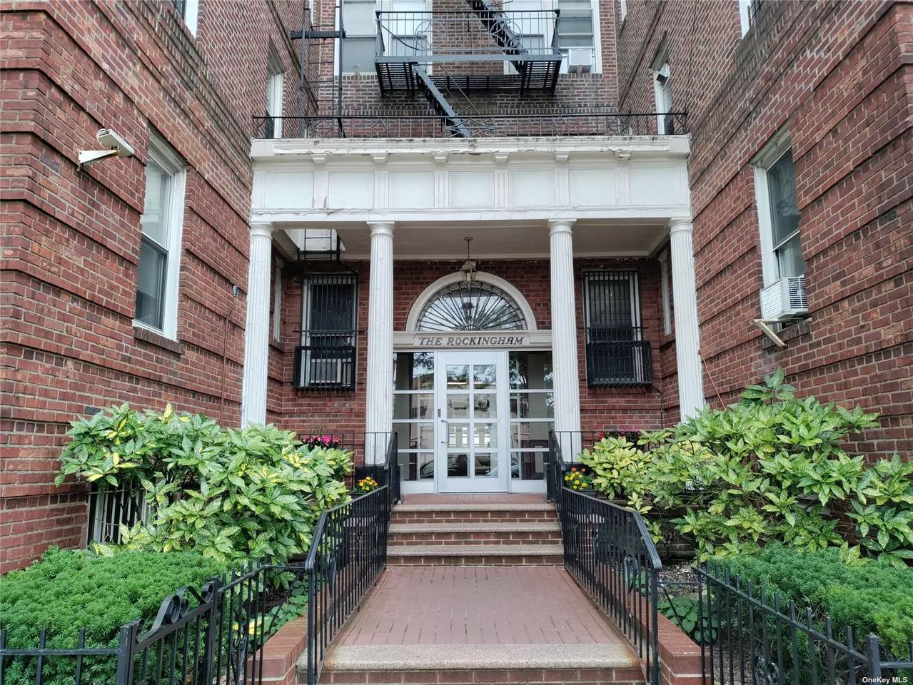 114-06 Queens Blvd - Photo 1