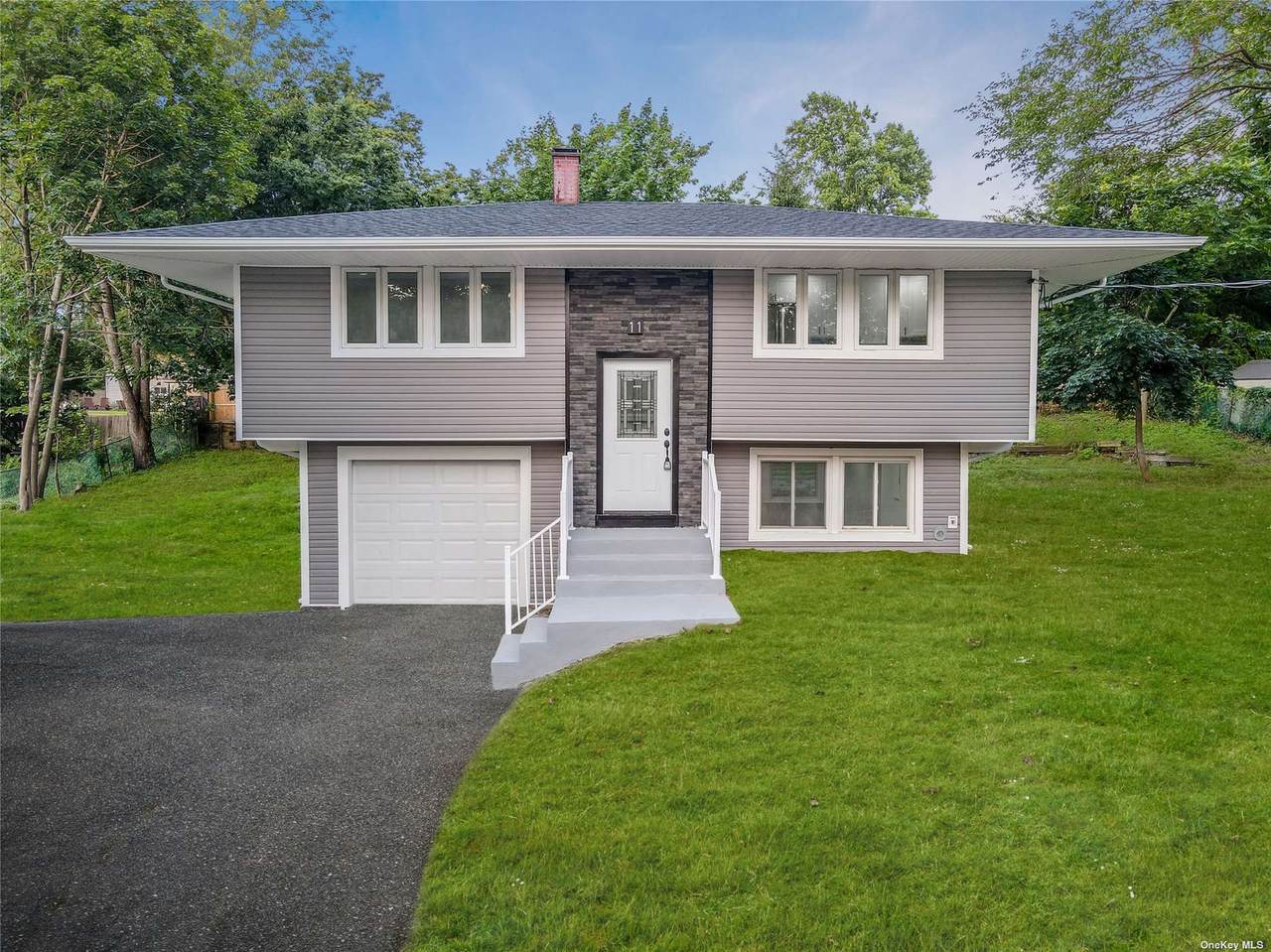 11 Pheasant Lane - Photo 1
