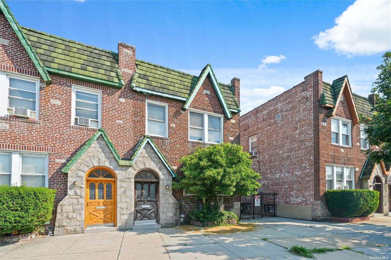 71-43 Myrtle Avenue - Photo 1