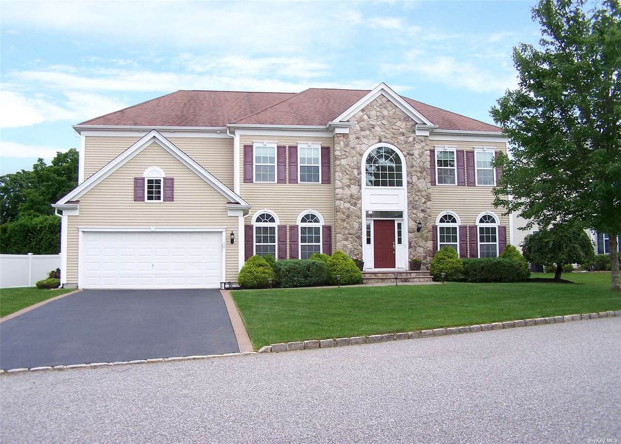 17 Woodstork Drive - Photo 1
