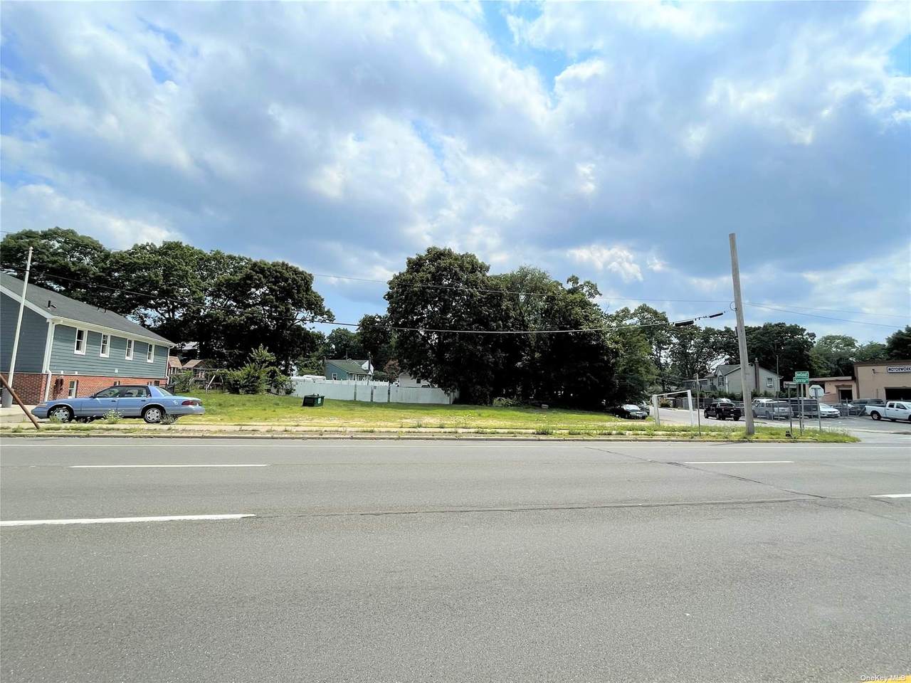 129/131 Sunrise Highway - Photo 1