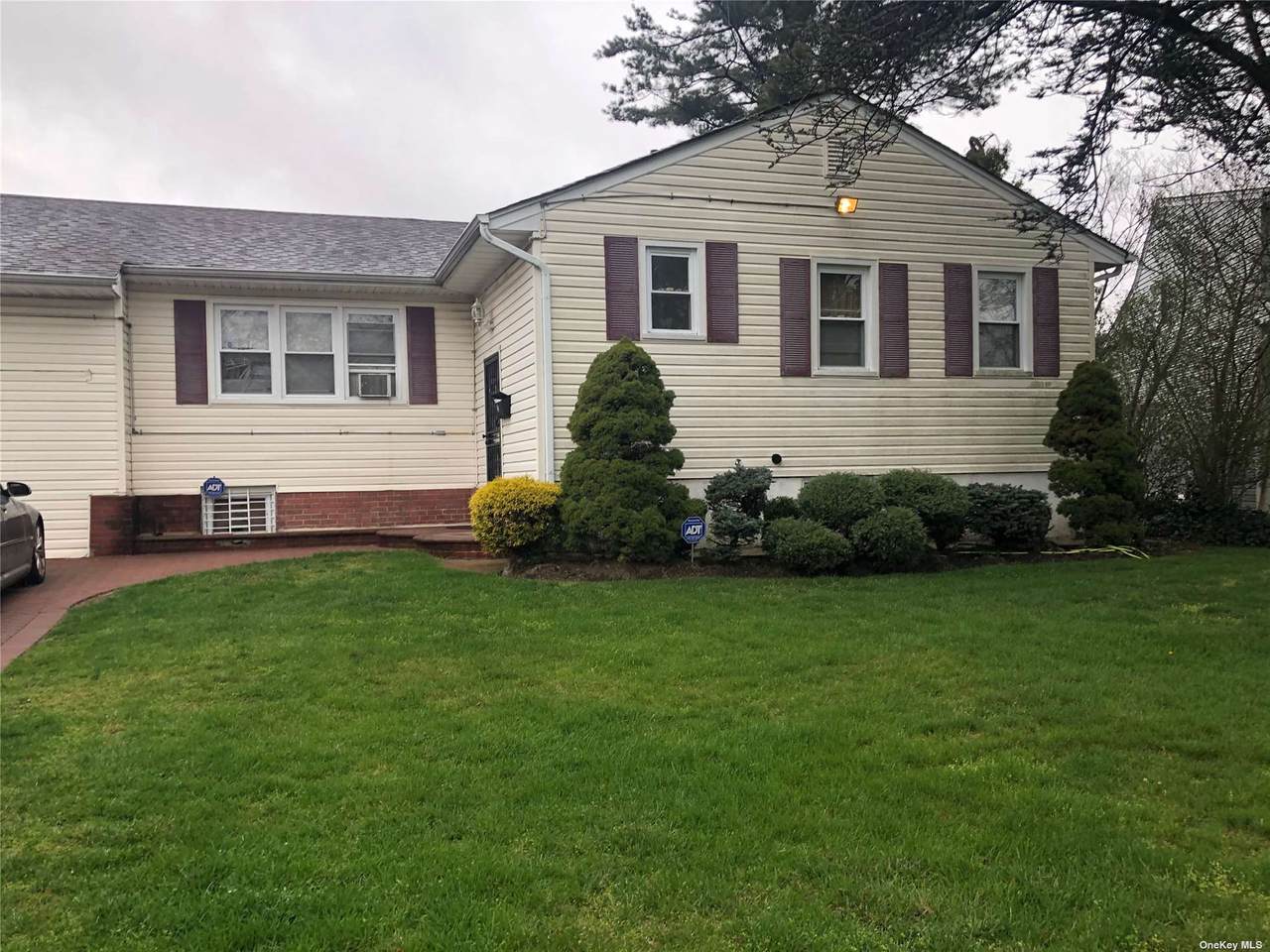 66 Riverdale Road - Photo 1