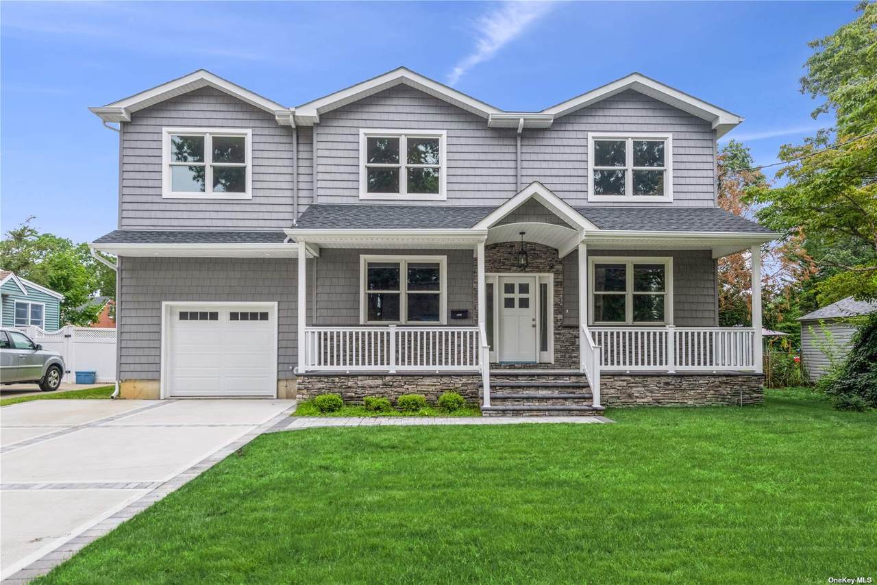 2011 Potter Avenue - Photo 1