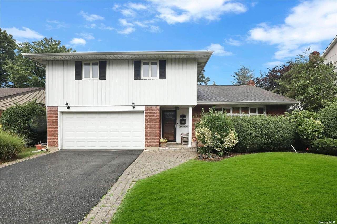 37 Robin Lane - Photo 1