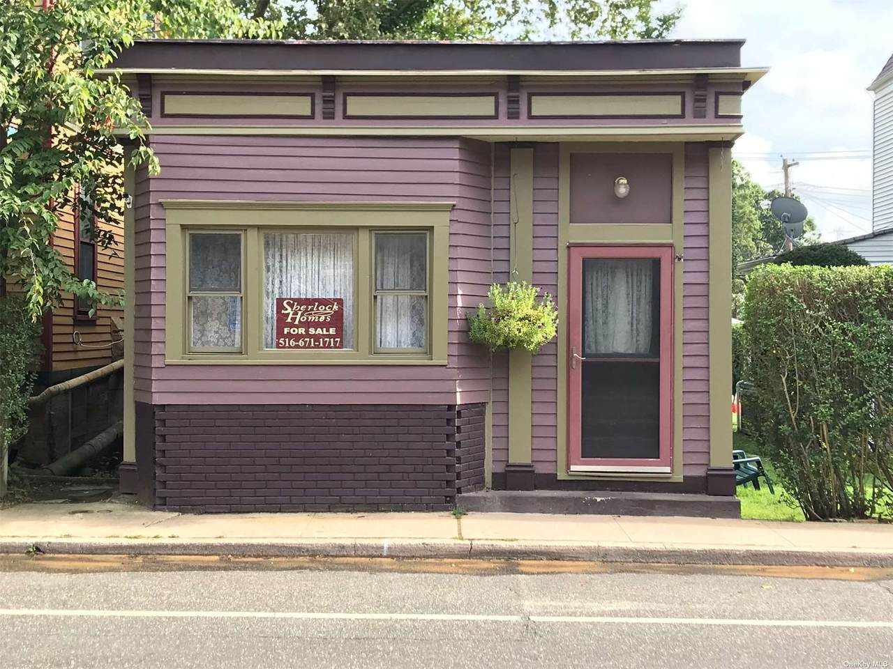 287 Sea Cliff Avenue - Photo 1