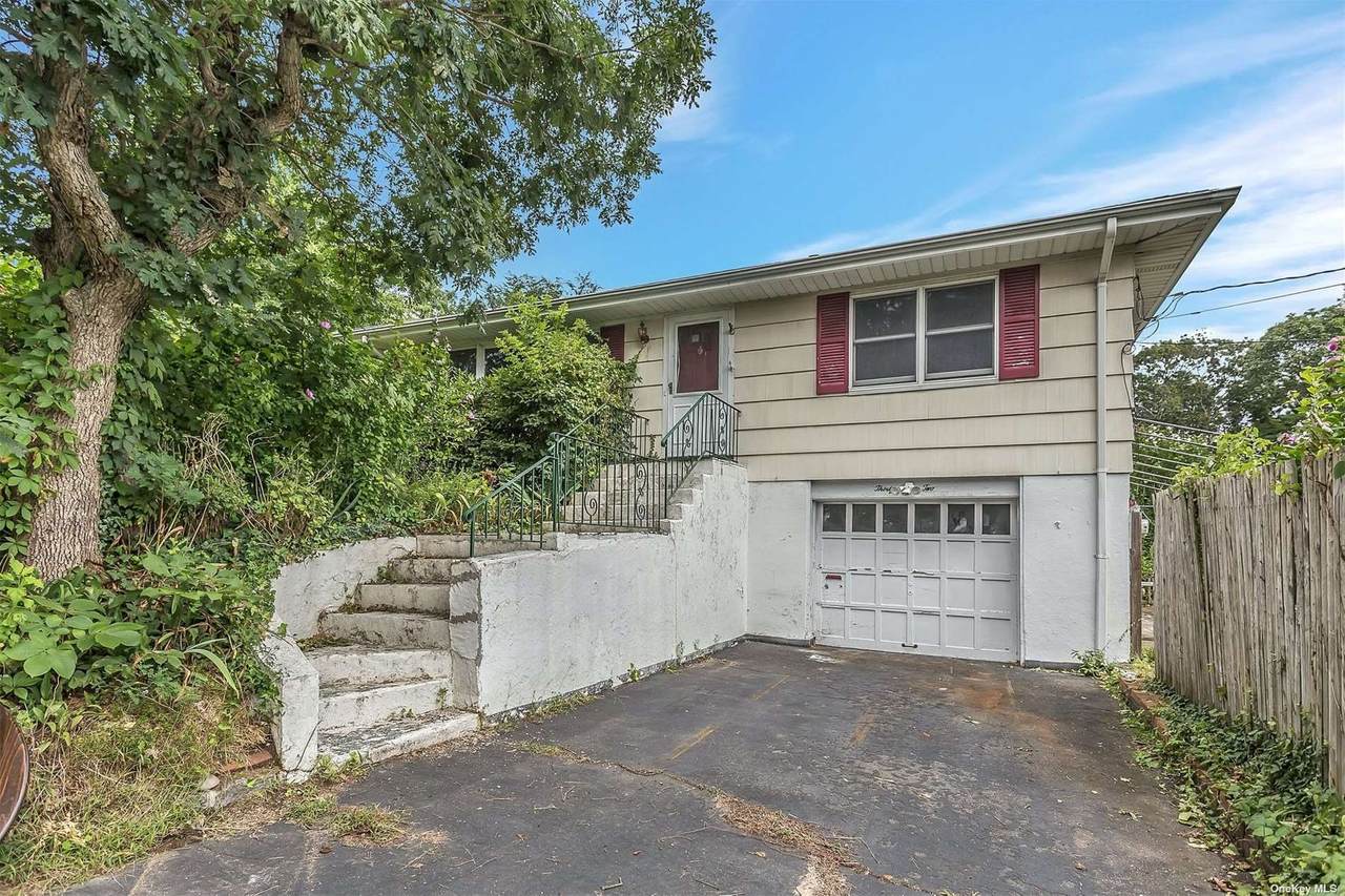 32 Hillside Avenue - Photo 1