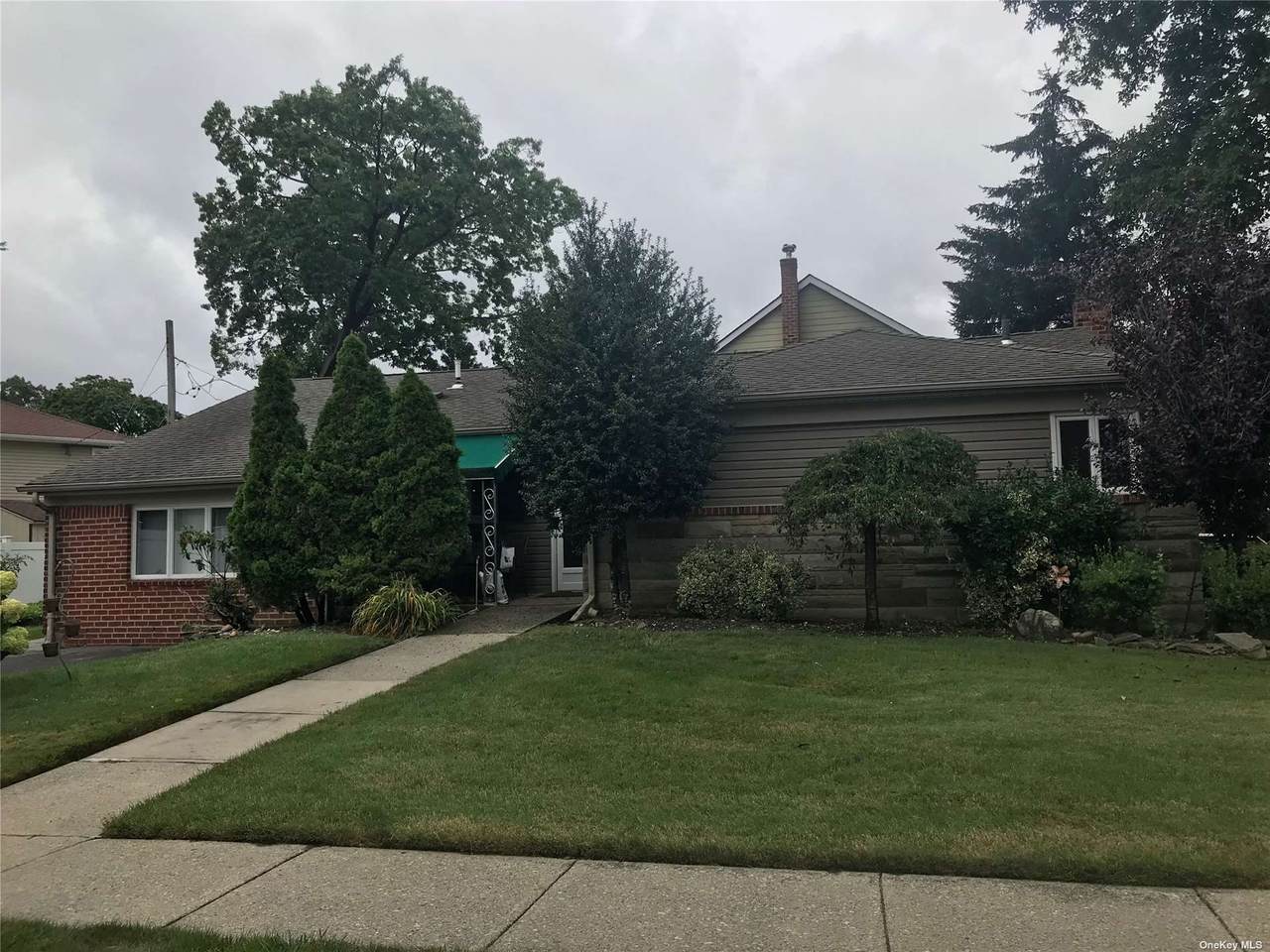 72 Willets Drive - Photo 1