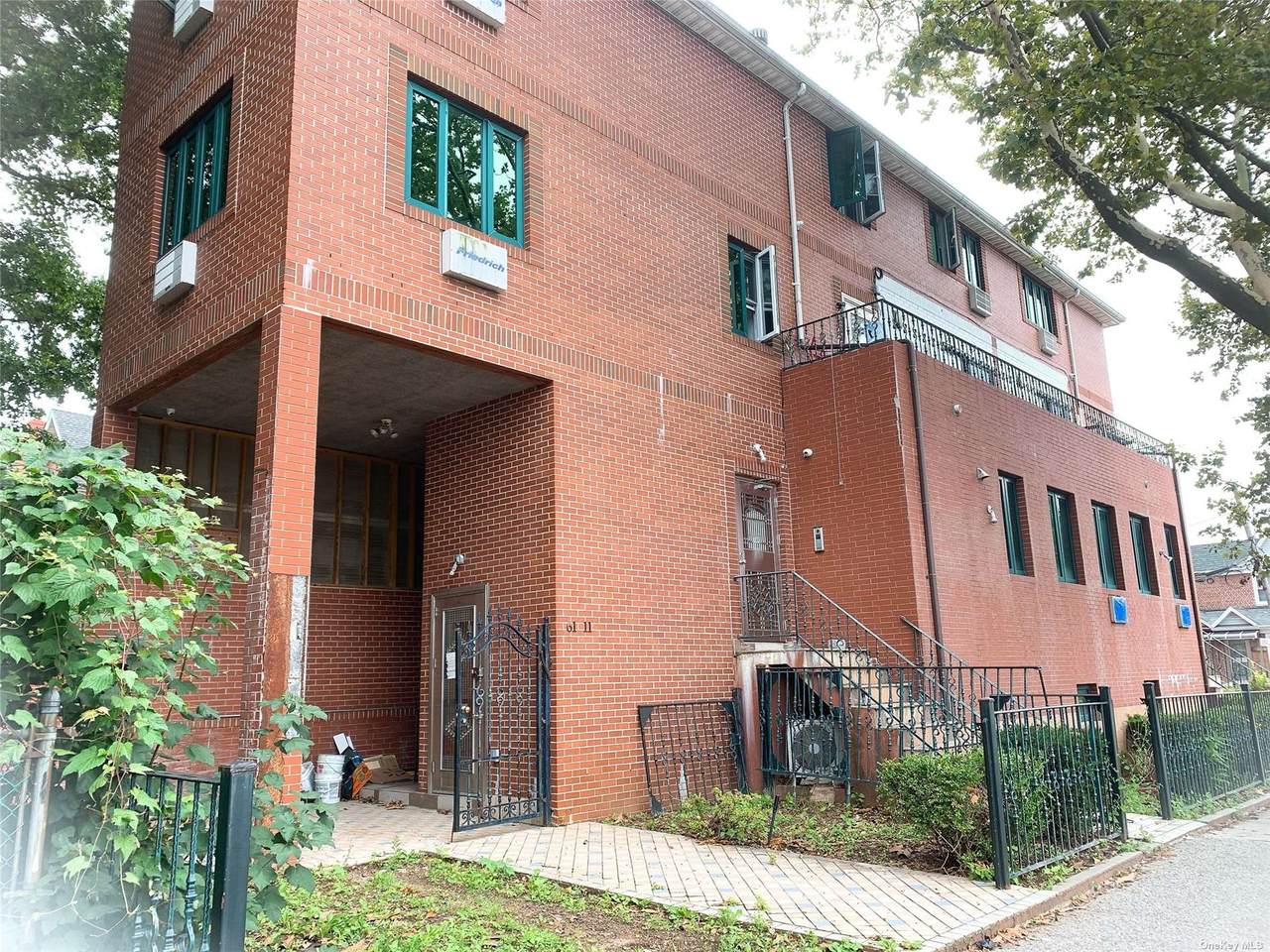 6111 159 Street - Photo 1