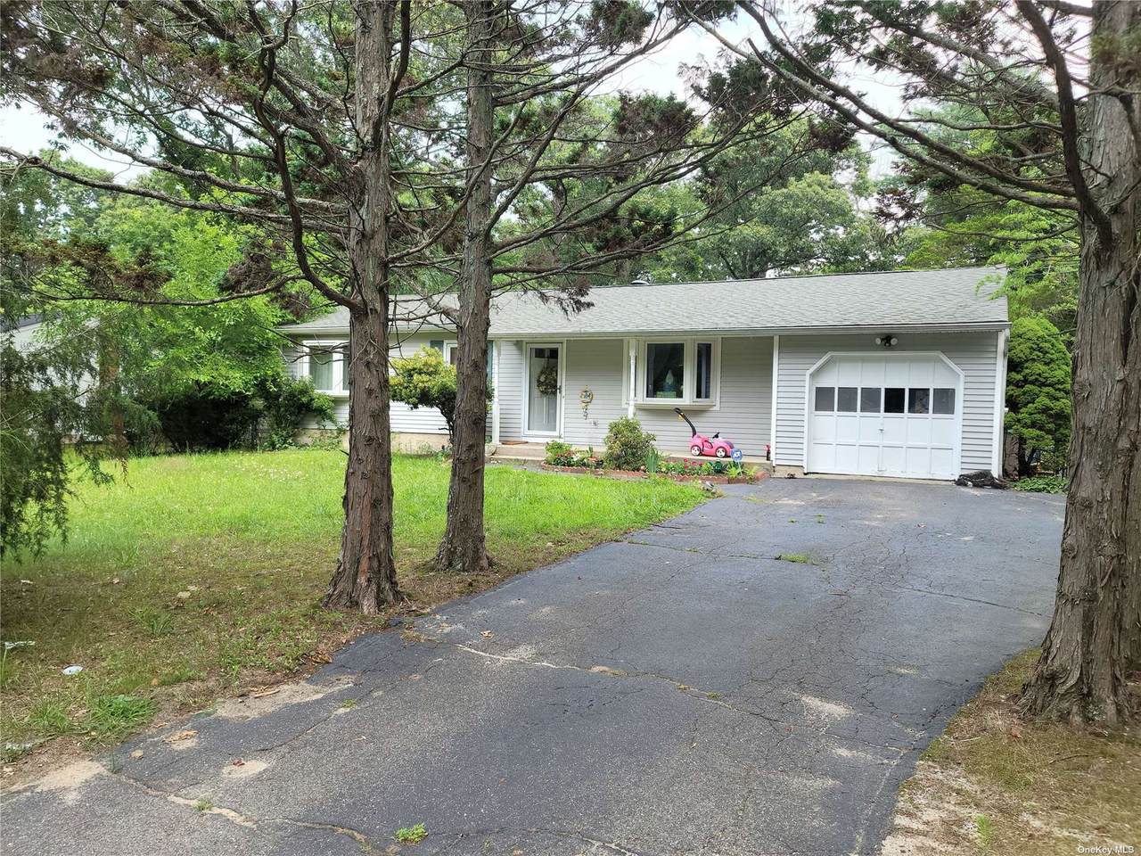 59 Westfield Road - Photo 1