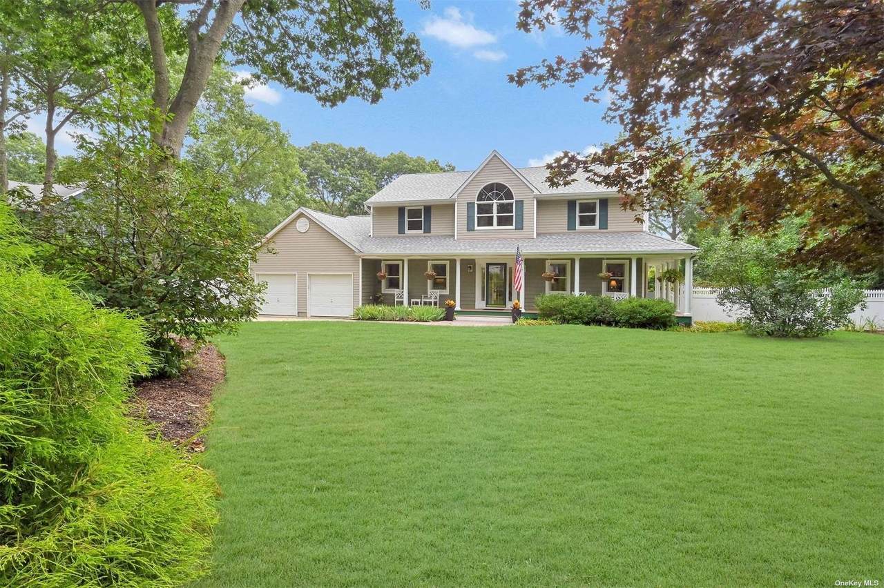 44 Drew Drive - Photo 1