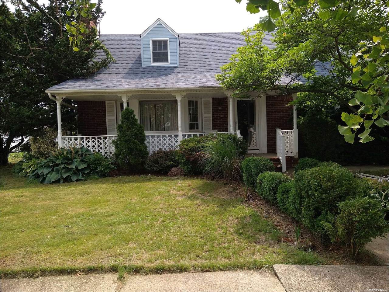 162 Broadway - Photo 1
