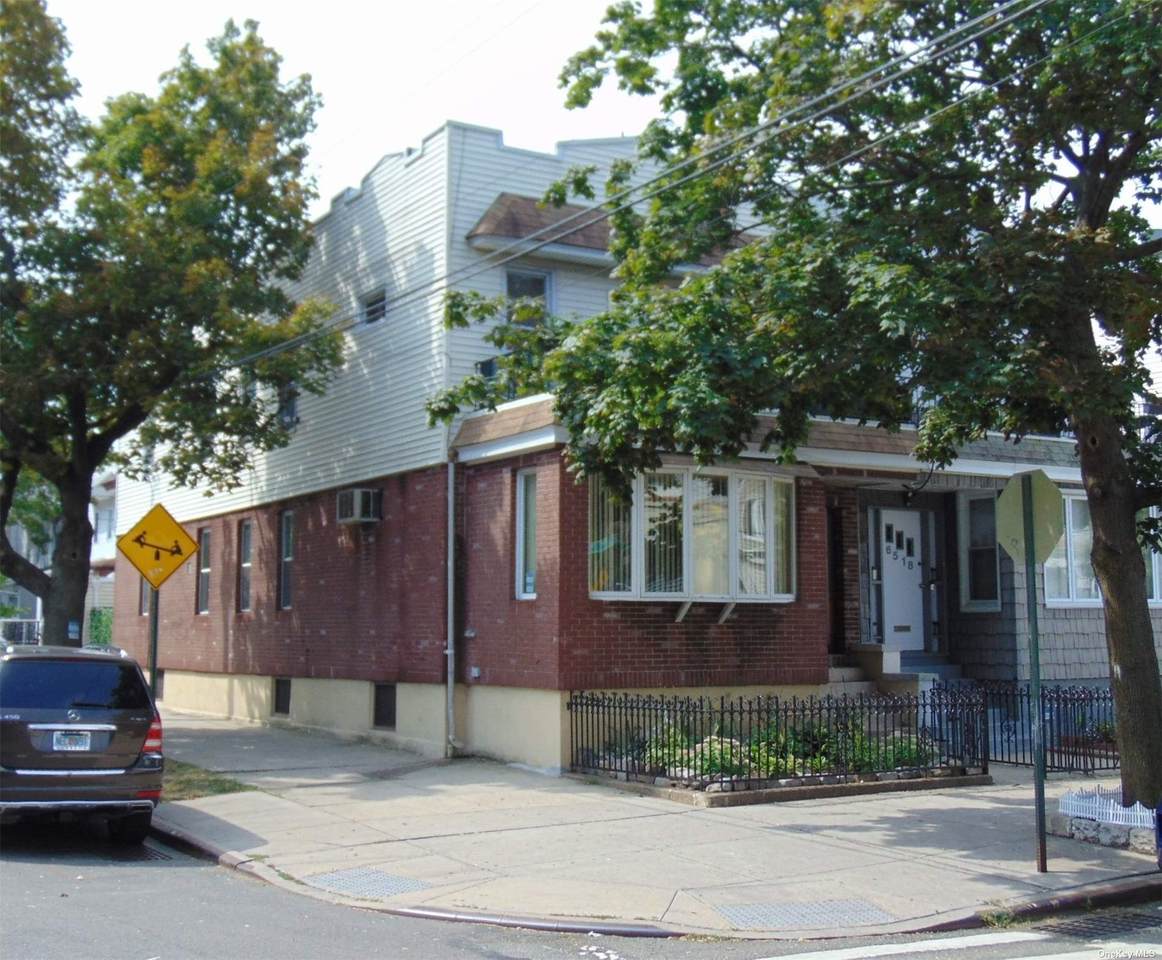 6520 68th Avenue - Photo 1
