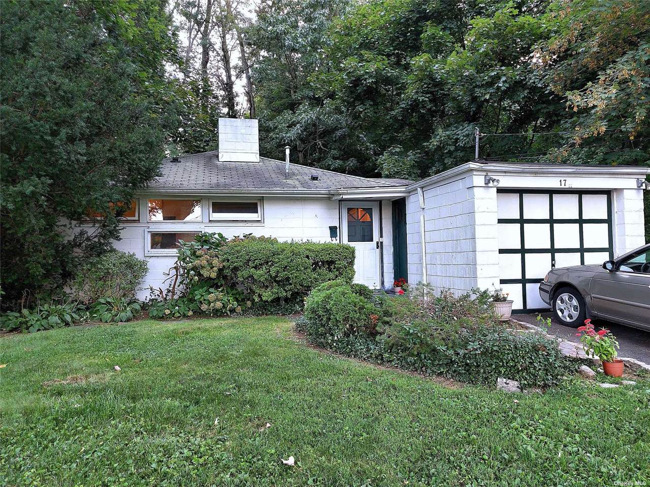 17 Wellington Road - Photo 1