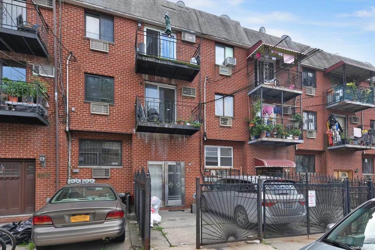 57-72 Xenia St - Photo 1
