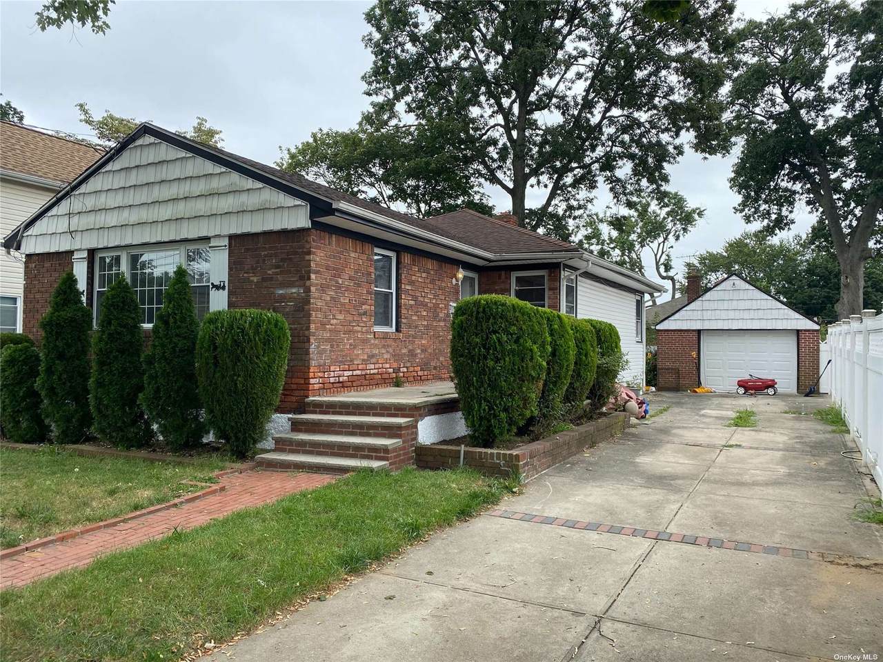 220-44 137 Avenue - Photo 1