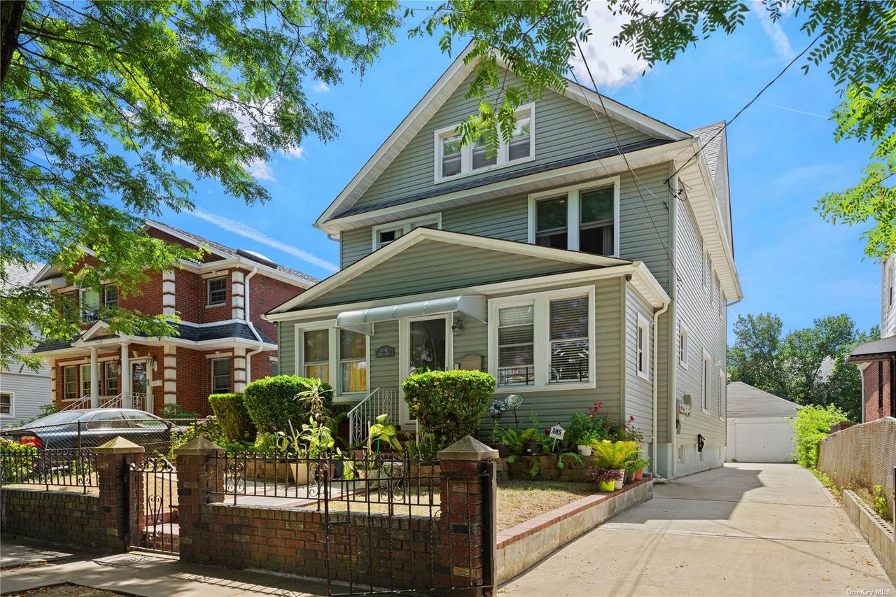 13746 Bedell Street - Photo 1
