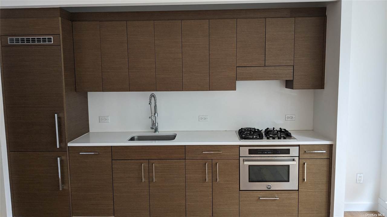 325 Lexington Ave - Photo 1