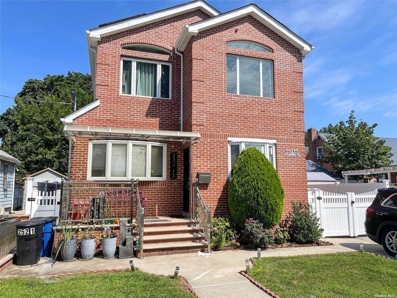 252-15 82 Avenue - Photo 1