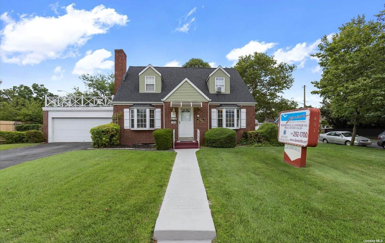 401 Uniondale Avenue - Photo 1