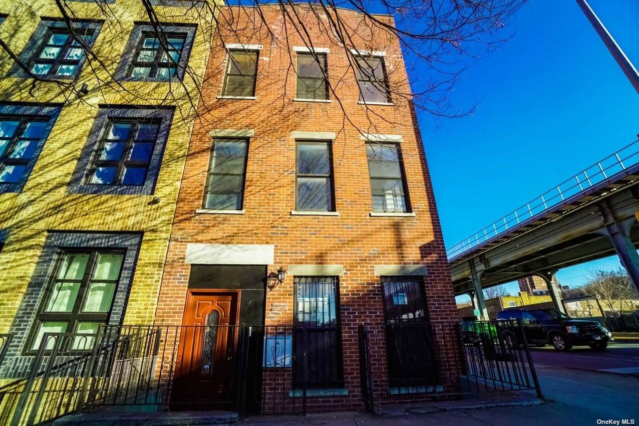 53 Rochester Avenue - Photo 1