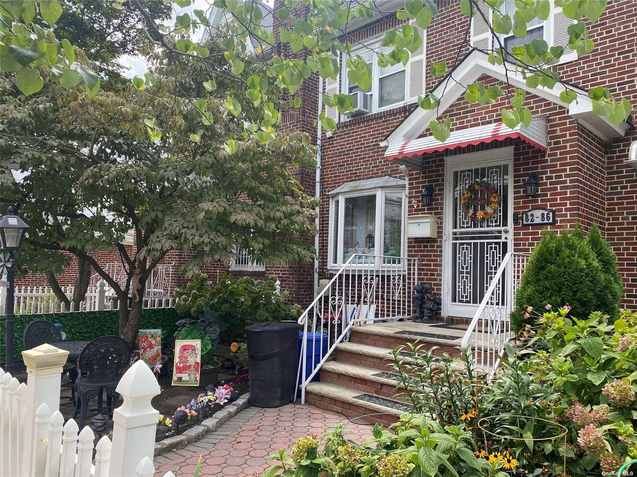 82-86 160th Street - Photo 1