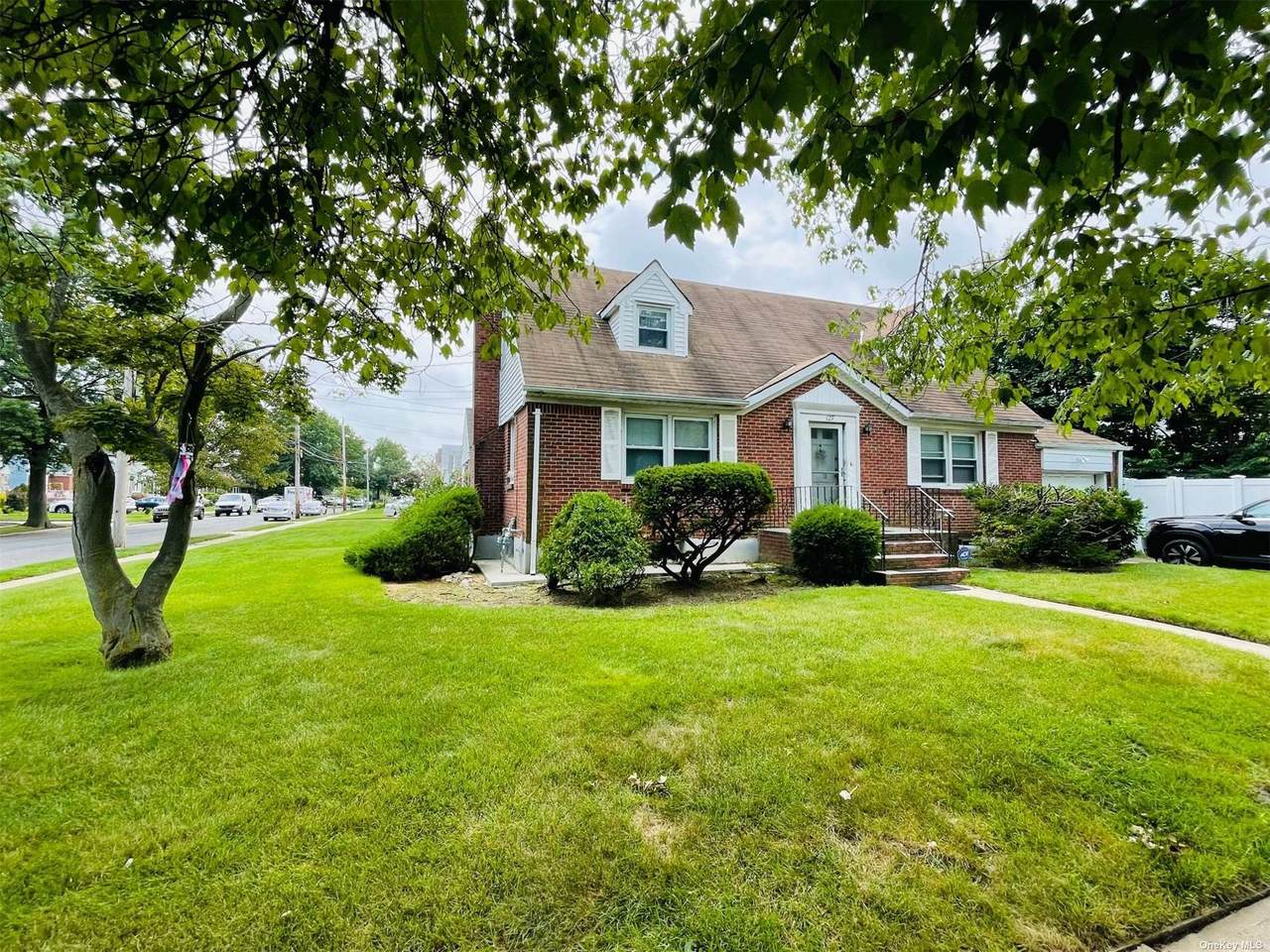 127 Oliver Avenue - Photo 1
