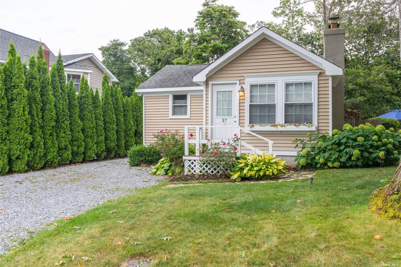 37 Queen Road - Photo 1