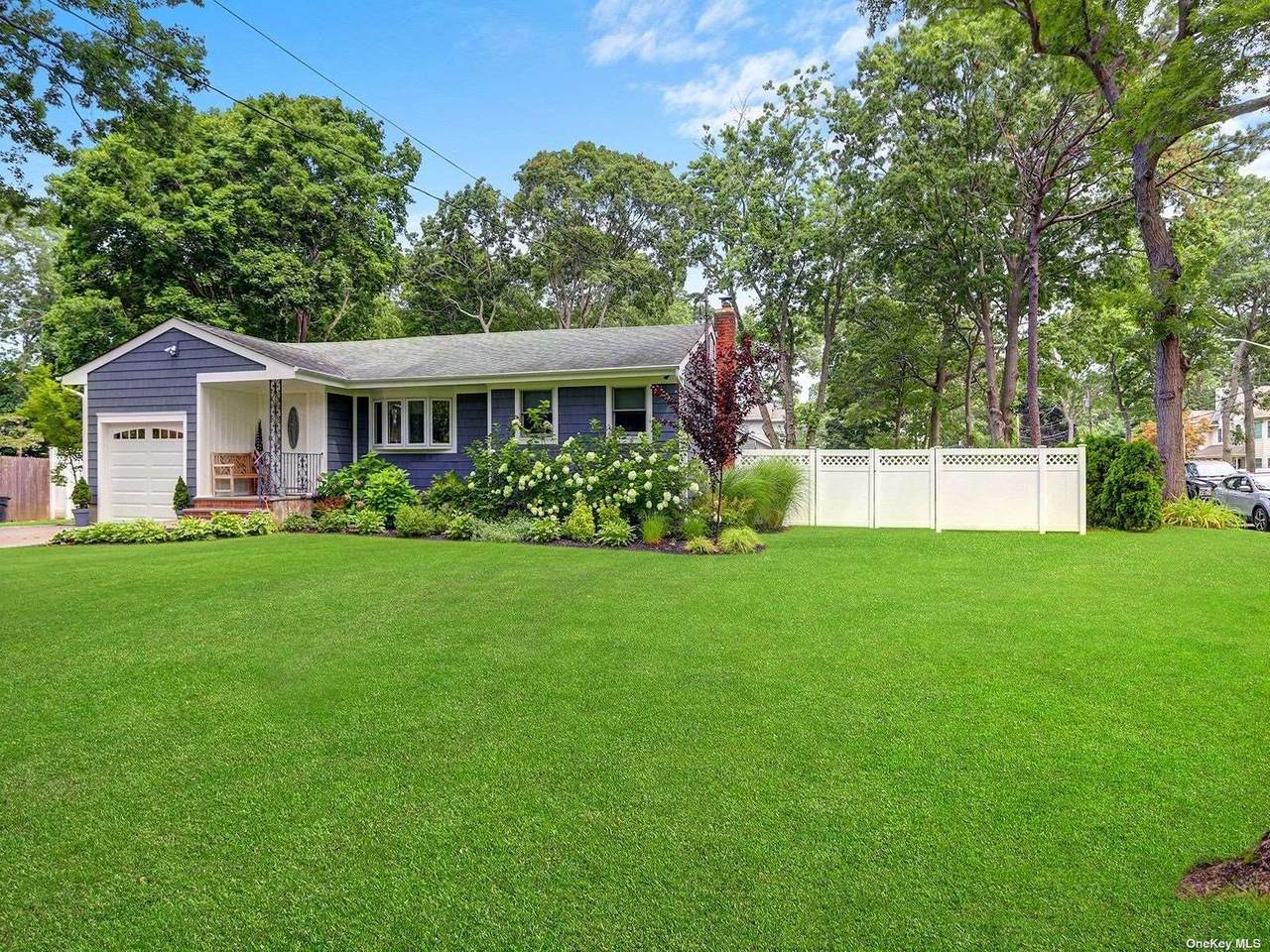 223 Jamaica Avenue - Photo 1