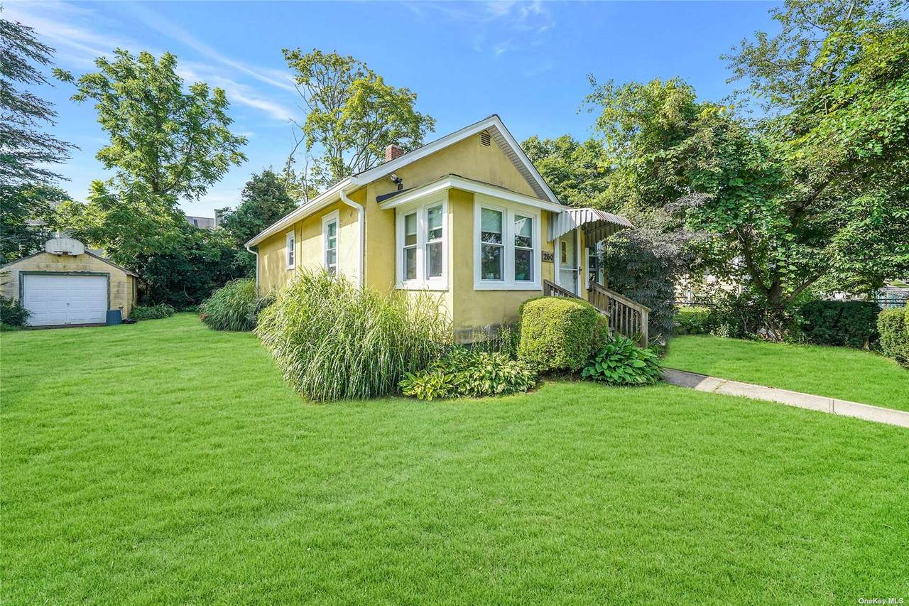 260 Irving Street - Photo 1