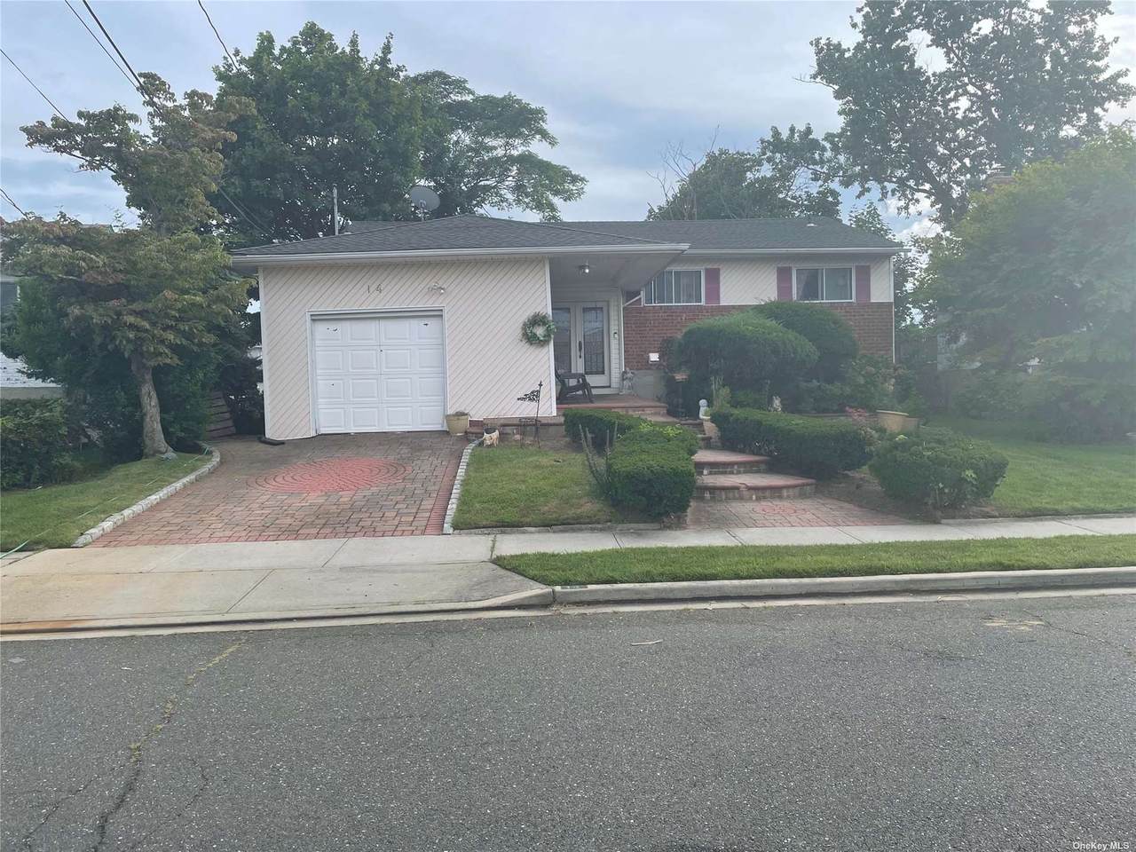 14 Laurette Lane - Photo 1