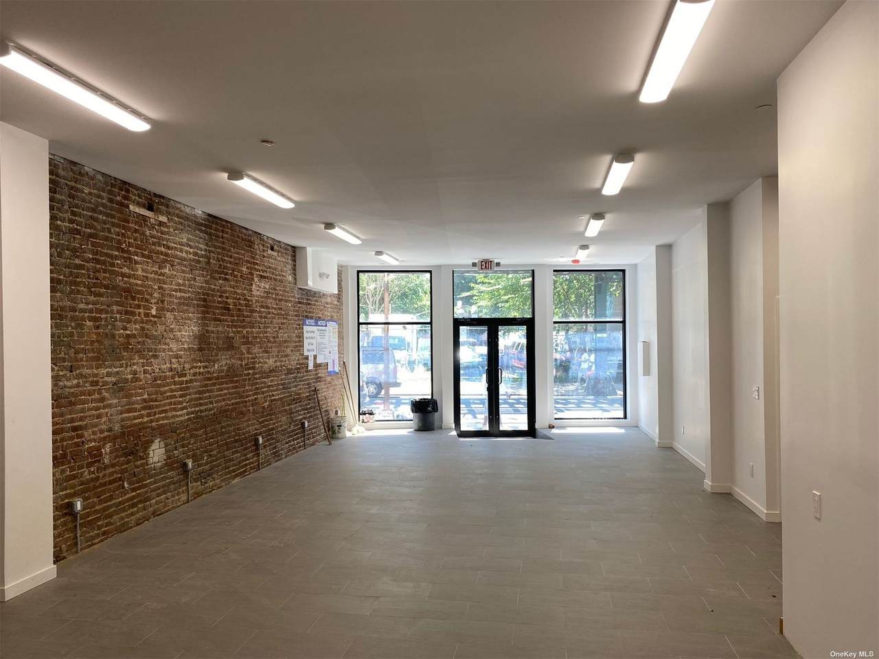 3043 Fulton Street - Photo 1