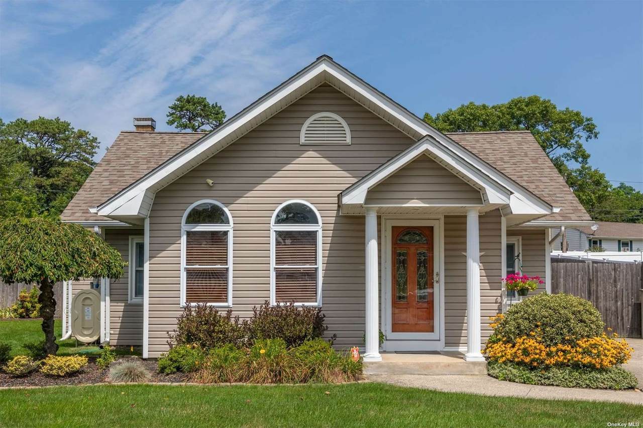 11 Charles Court - Photo 1