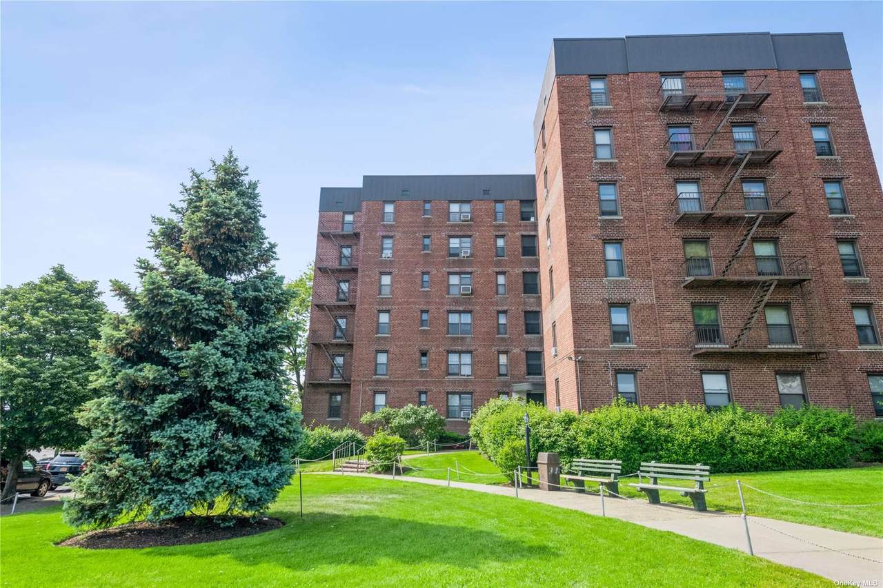 112-50 Northern Boulevard - Photo 1